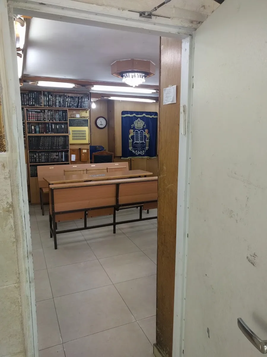 Kozhnitz Synagogue — foto 3