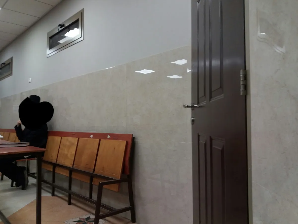 Kretchnif Synagogue and Men's Mikveh Kiryat Gat — foto 8