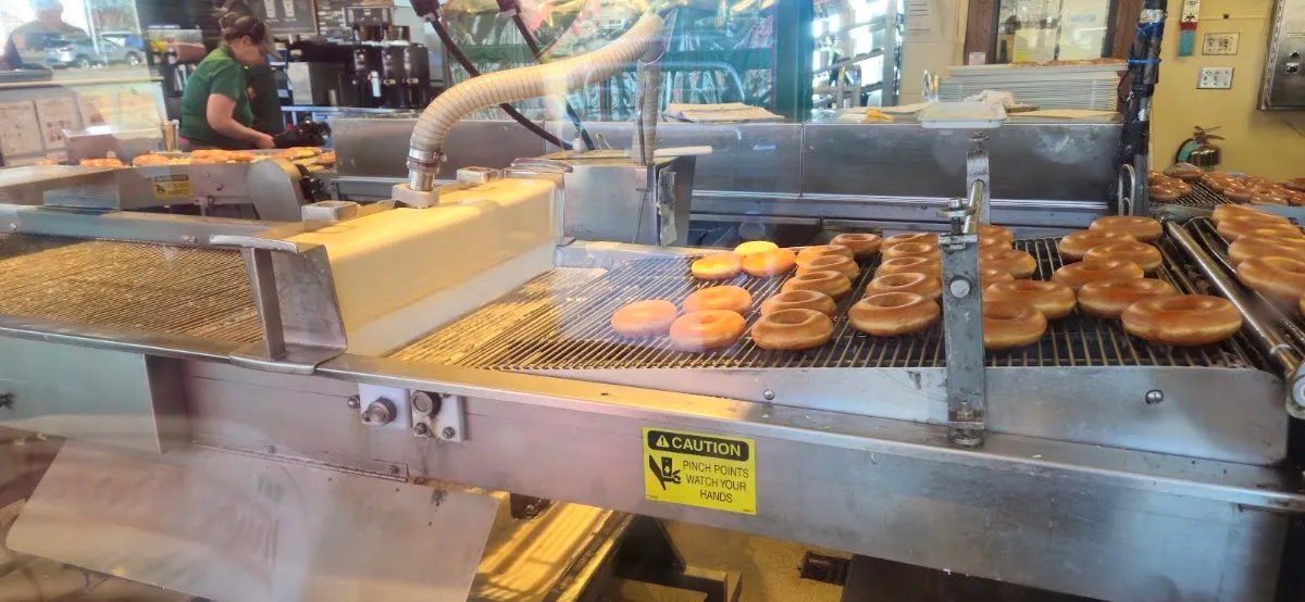 Krispy Kreme (120th Street) — photo 6