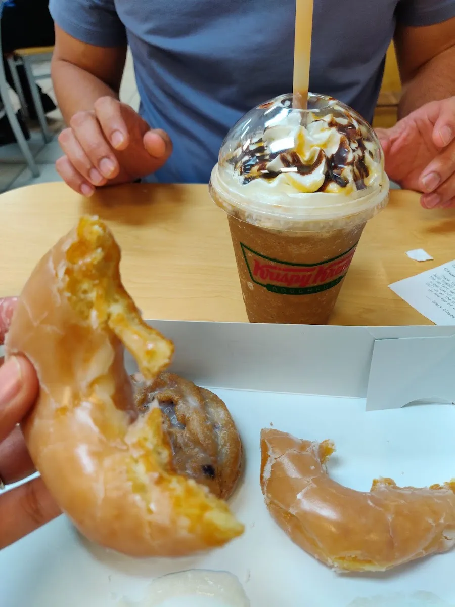 Krispy Kreme (530 NE 167th St) — foto 4