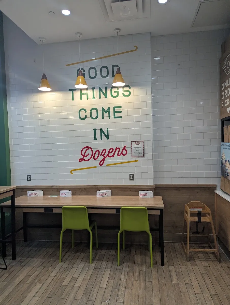 Krispy Kreme (Columbia Heights) — photo 5
