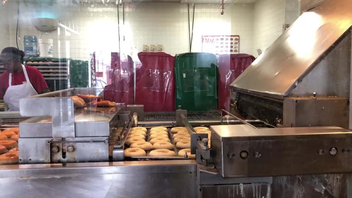 Krispy Kreme (Shady Grove) — photo 7