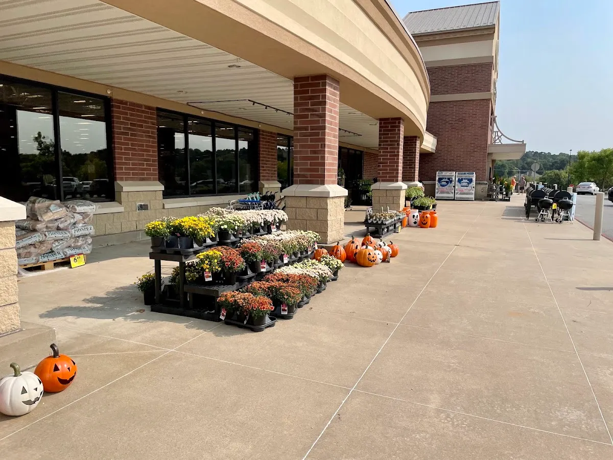 Kroger Marketplace (Cantrell) — photo 9