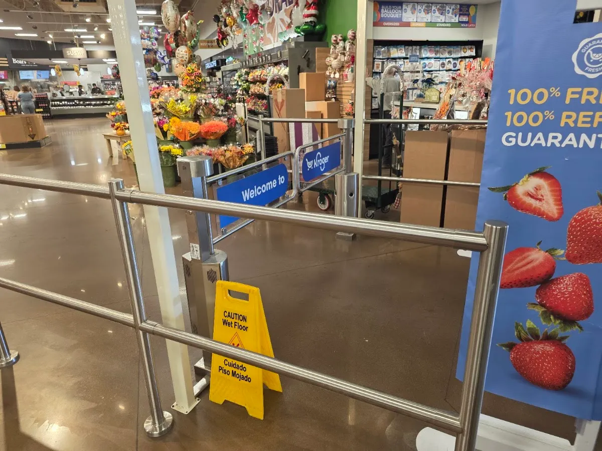 Kroger Marketplace (Mall Blvd) — photo 5