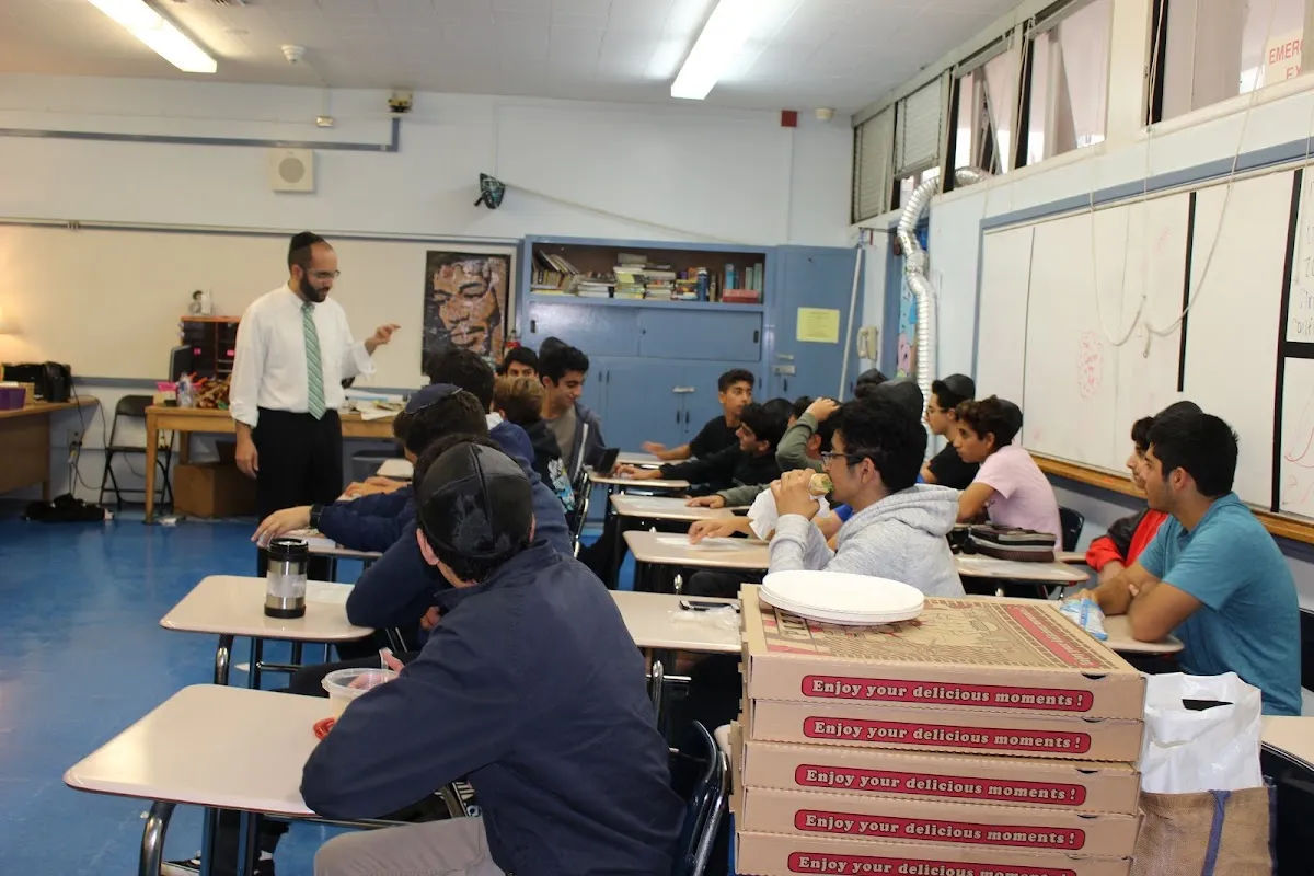 KTC - Kol Torah Center — foto 5