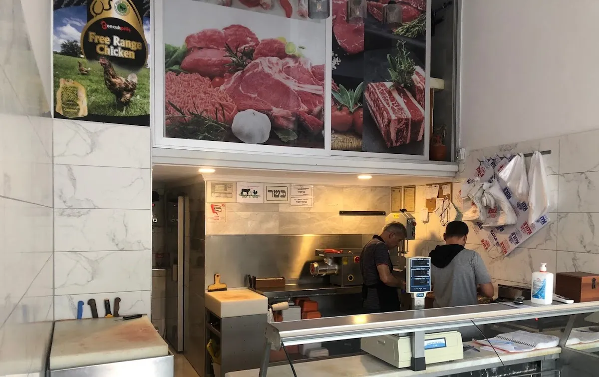 Kule Kasabı - Koşer Et ve Tavuk Ürünleri — foto 8