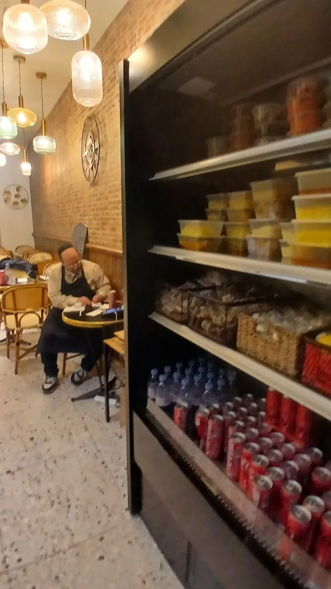 L’aile ou la cuisse — photo 4