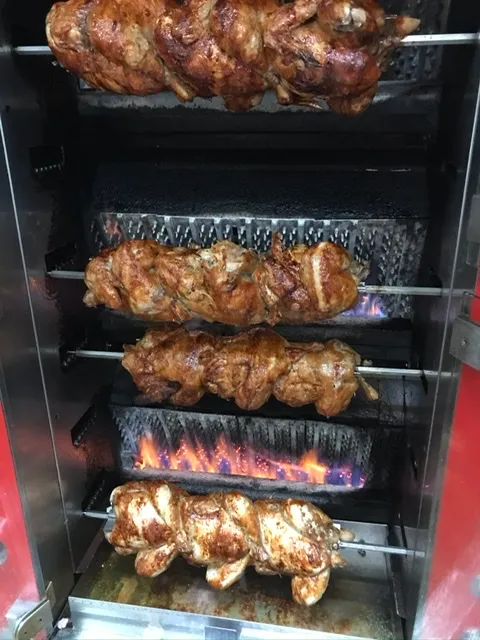 L'Aile ou la Cuisse — foto 3