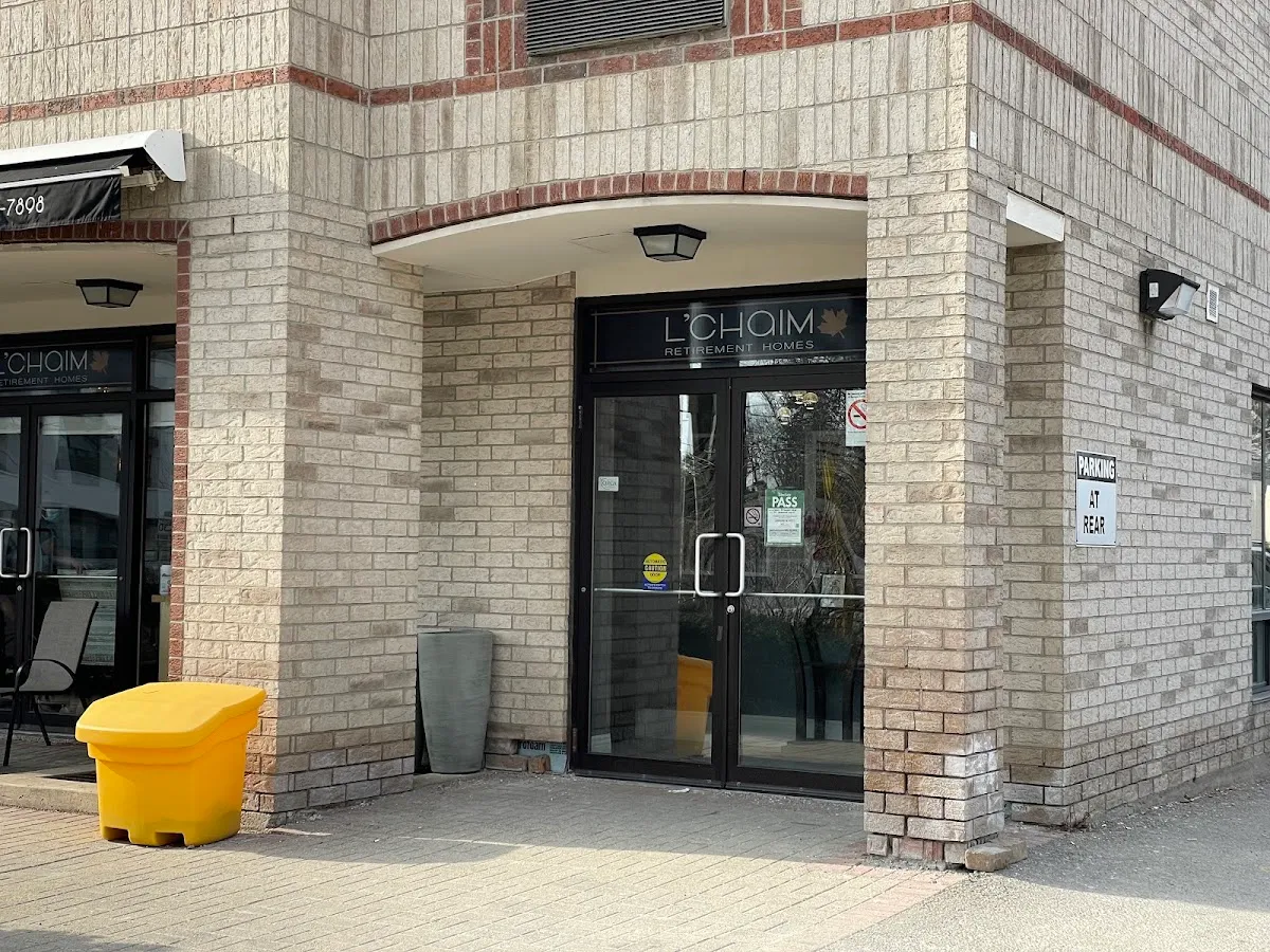 L'Chaim Retirement Homes — foto 2