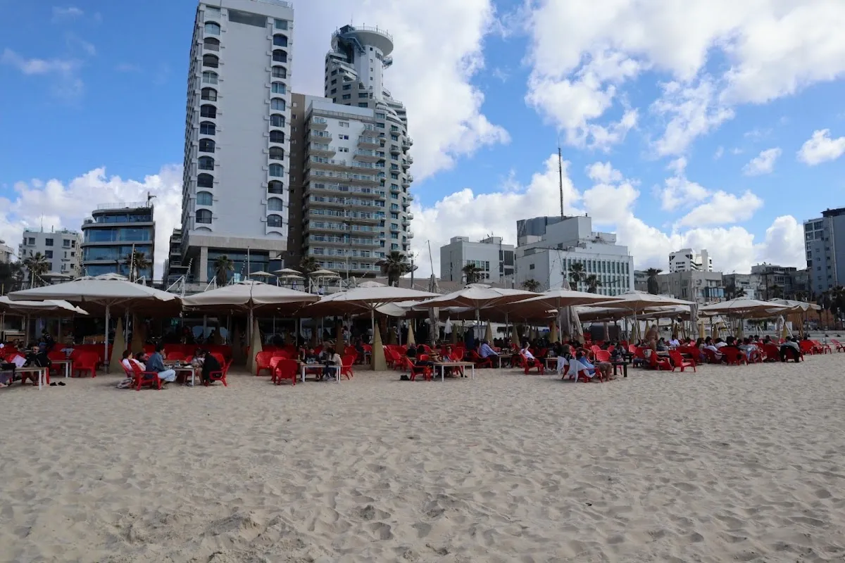 La Mer Beach — photo 5