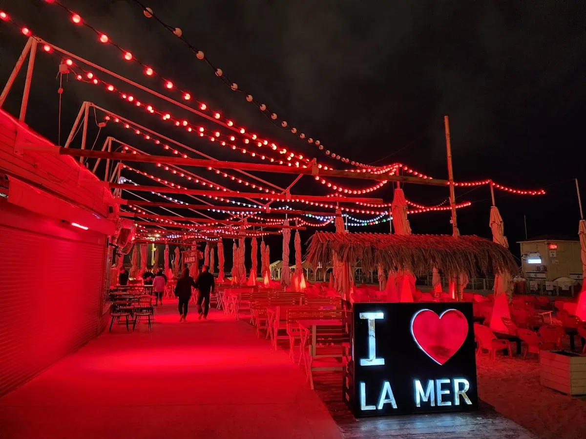 La Mer Beach — photo 6
