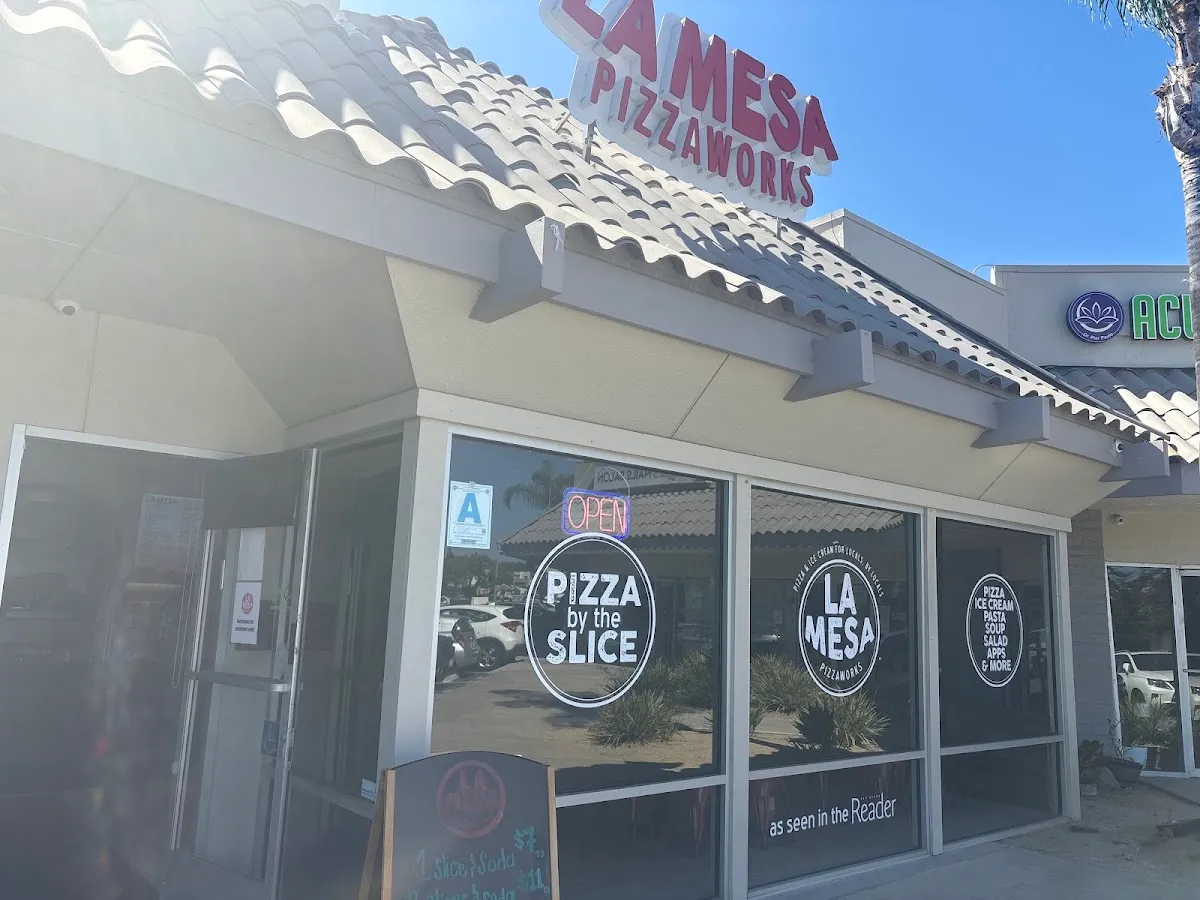La Mesa Pizza Works — photo 4