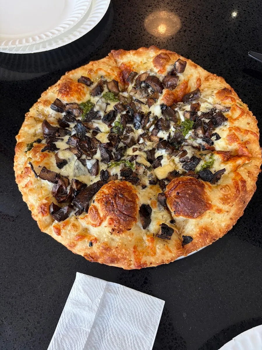 La Mesa Pizza Works — photo 8