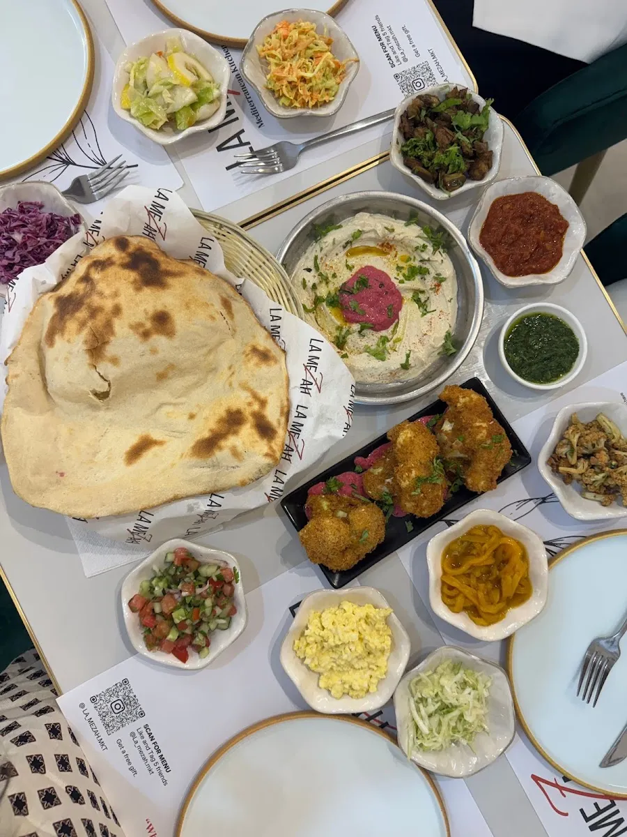 La Mezah Cafe & Mediterranean Kitchen — foto 3