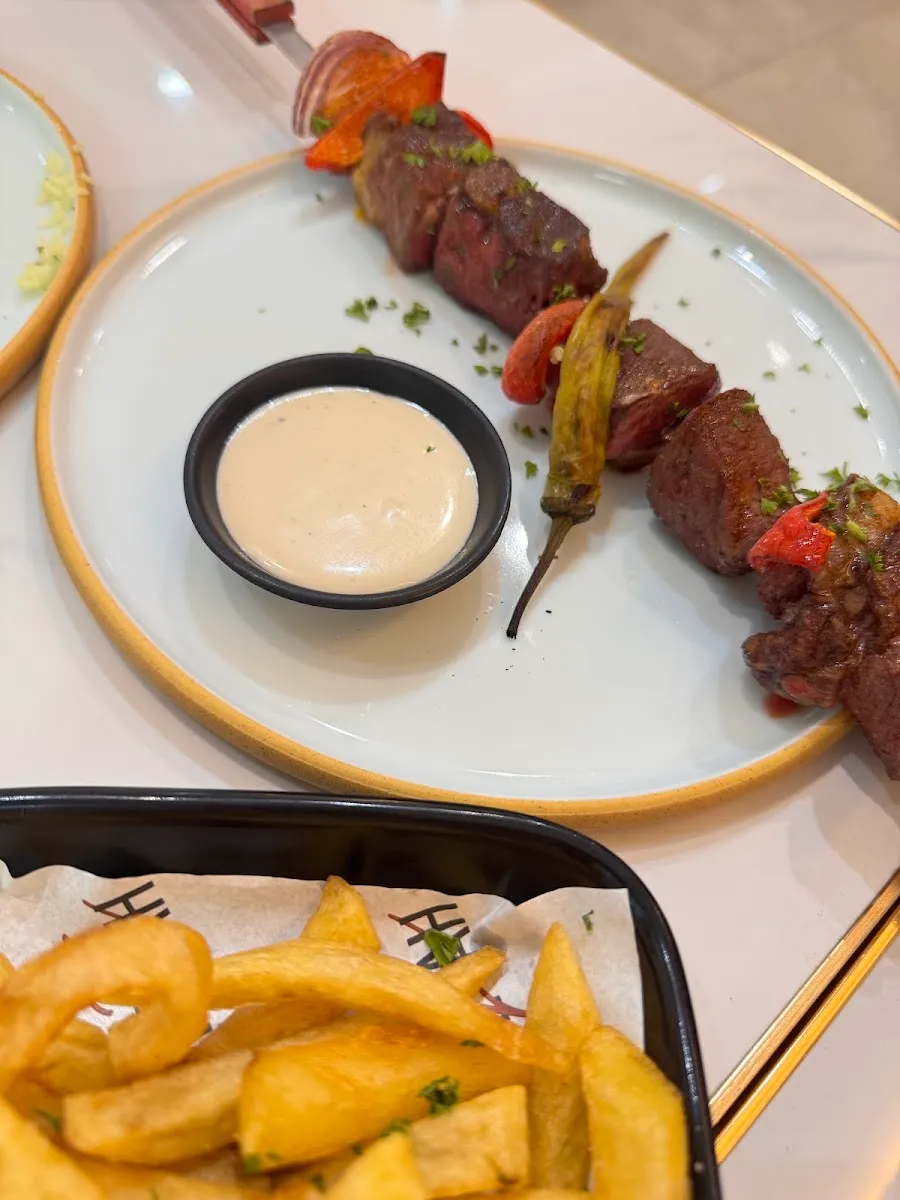 La Mezah Cafe & Mediterranean Kitchen — foto 6