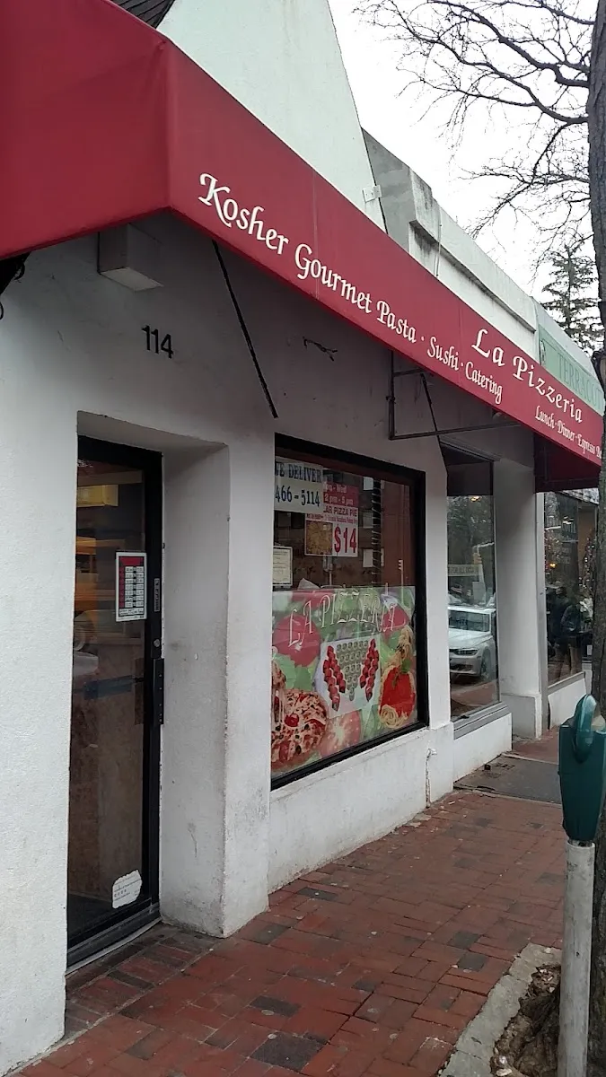 La Pizzeria