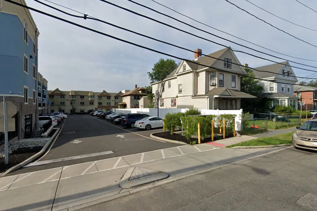 Lakewood Courtyard Shul — foto 2
