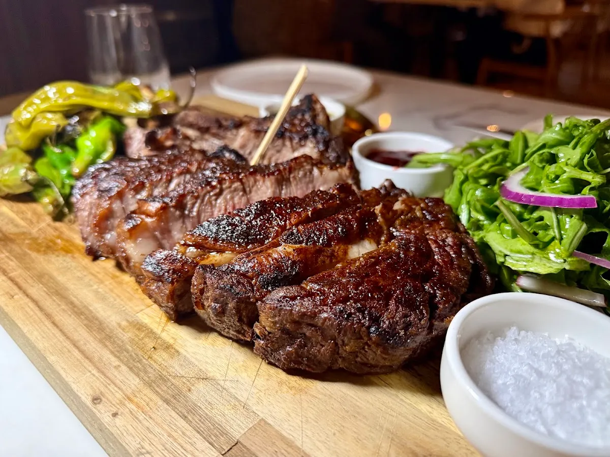 Lamppost Bistro Bar & Lounge — foto 7