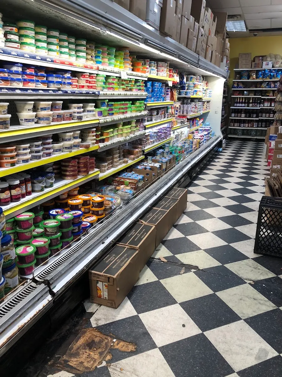 Landau's Supermarket — photo 4