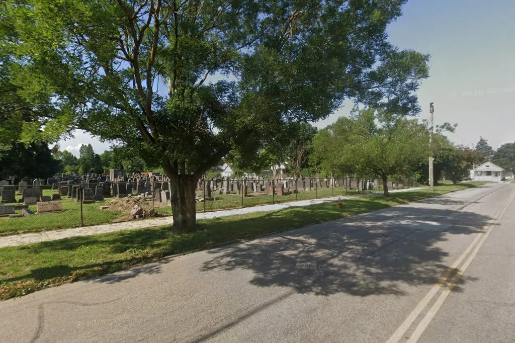 Lansing Avenue Jewish Cemetery — photo 2