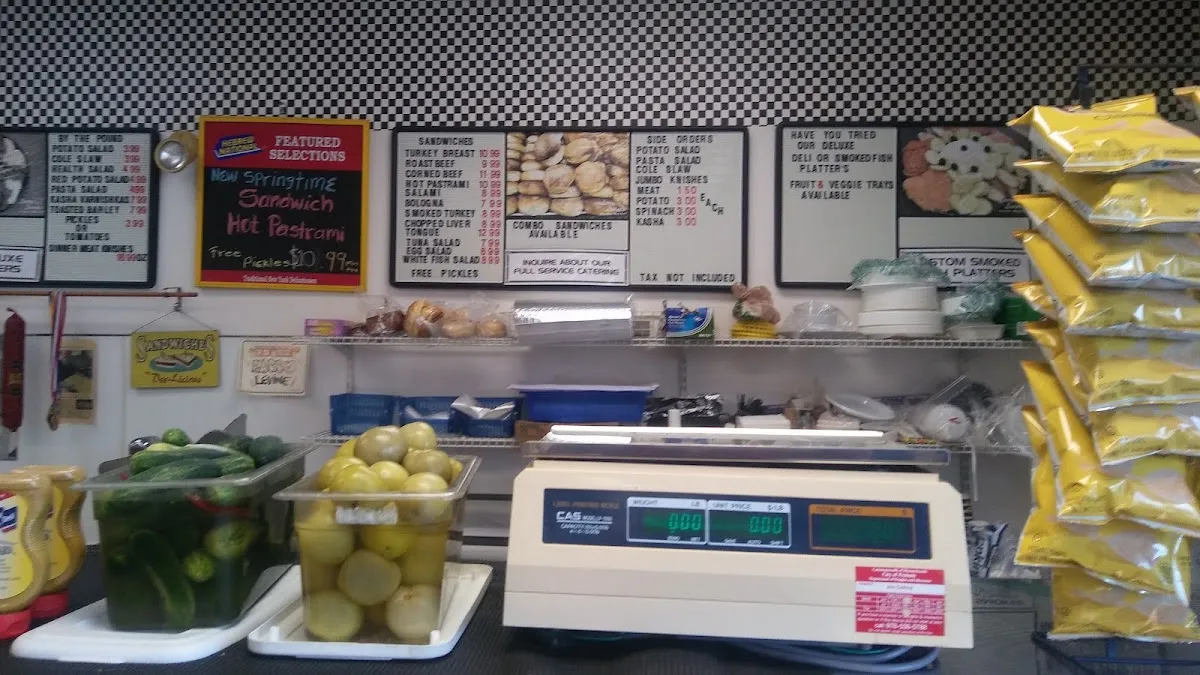Larry Levine's Kosher Meats and Deli — foto 3