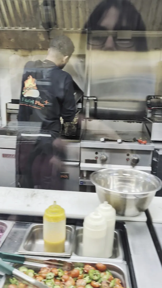 Le Falafel Plus — photo 3