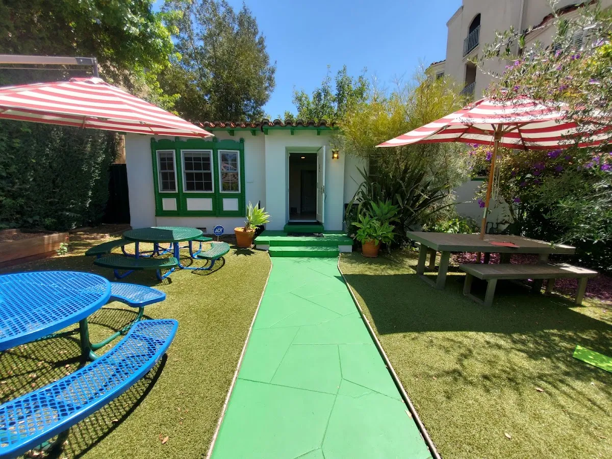 Le Petit Gan International Preschool West Hollywood