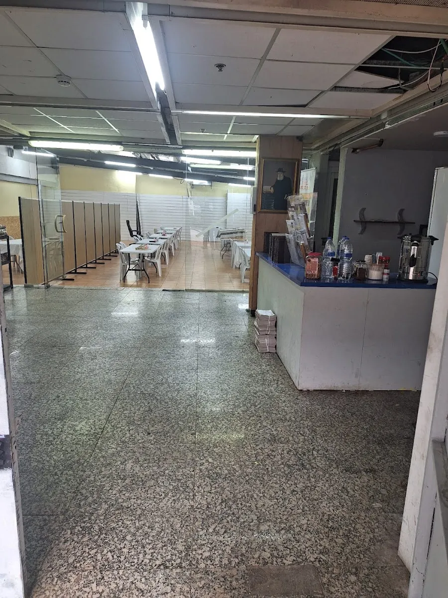 LeAchdut Yisrael Synagogue — foto 4