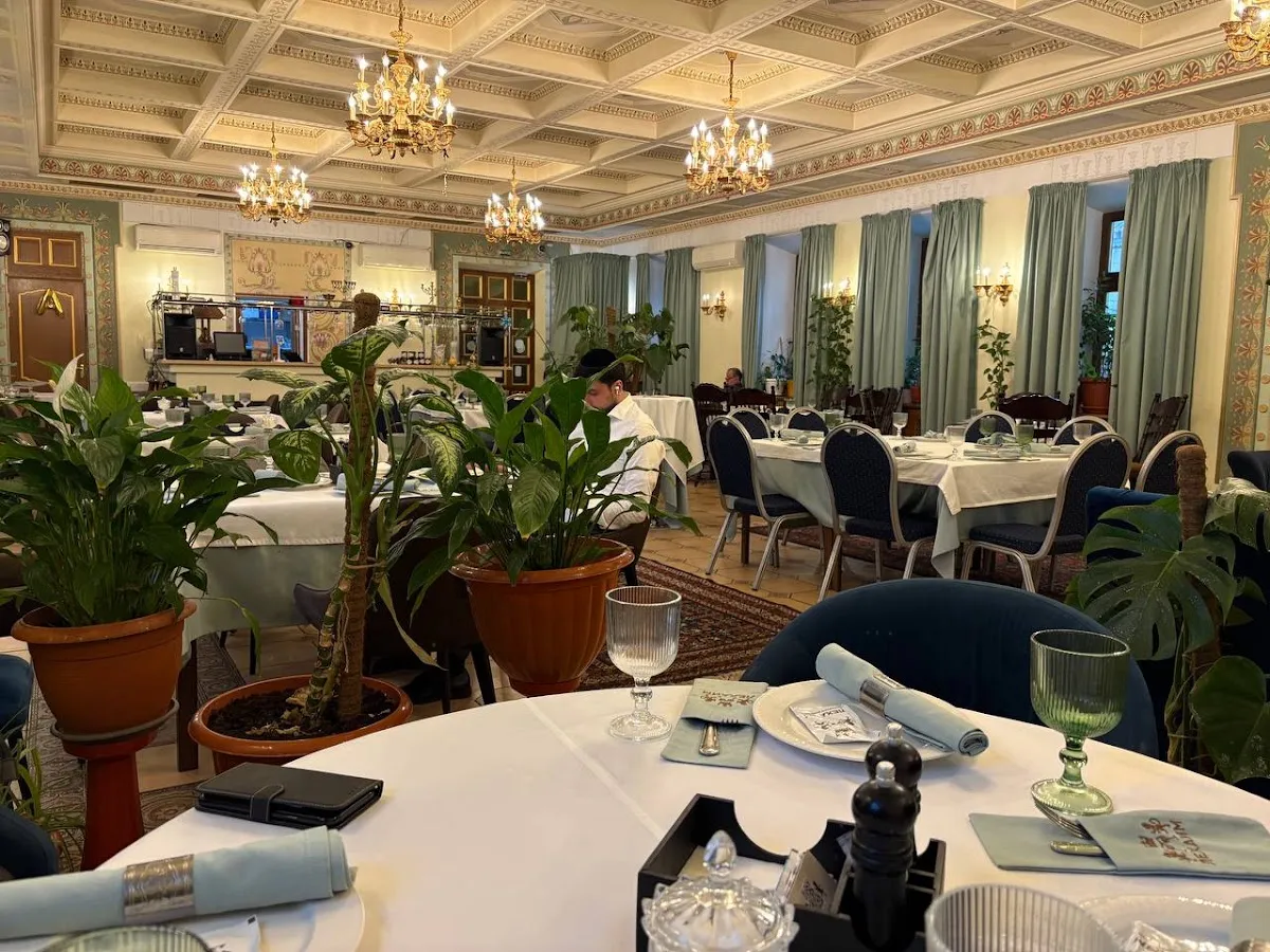 Lechaim Kosher Restaurant — foto 5
