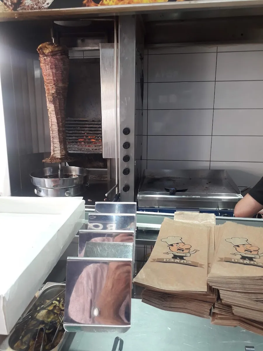 Lechem Kavkazi Bakery — foto 3