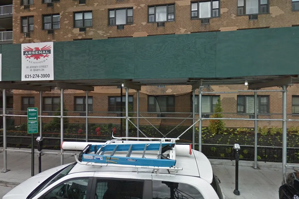 Lefrak City Jewish Center Food Pantry