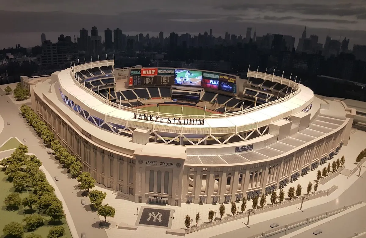 Legends Kosher Stand (Yankee Stadium) — photo 6