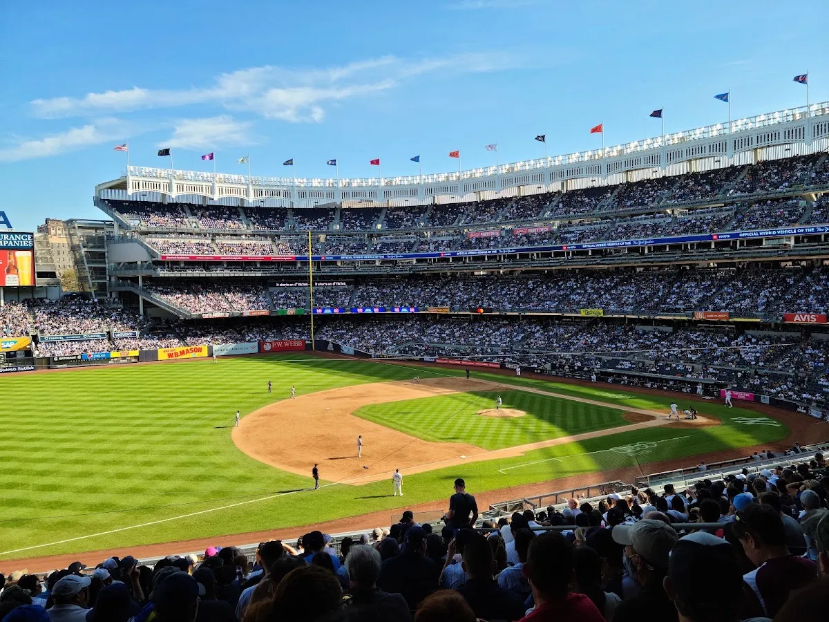 Legends Kosher Stand (Yankee Stadium) — photo 7