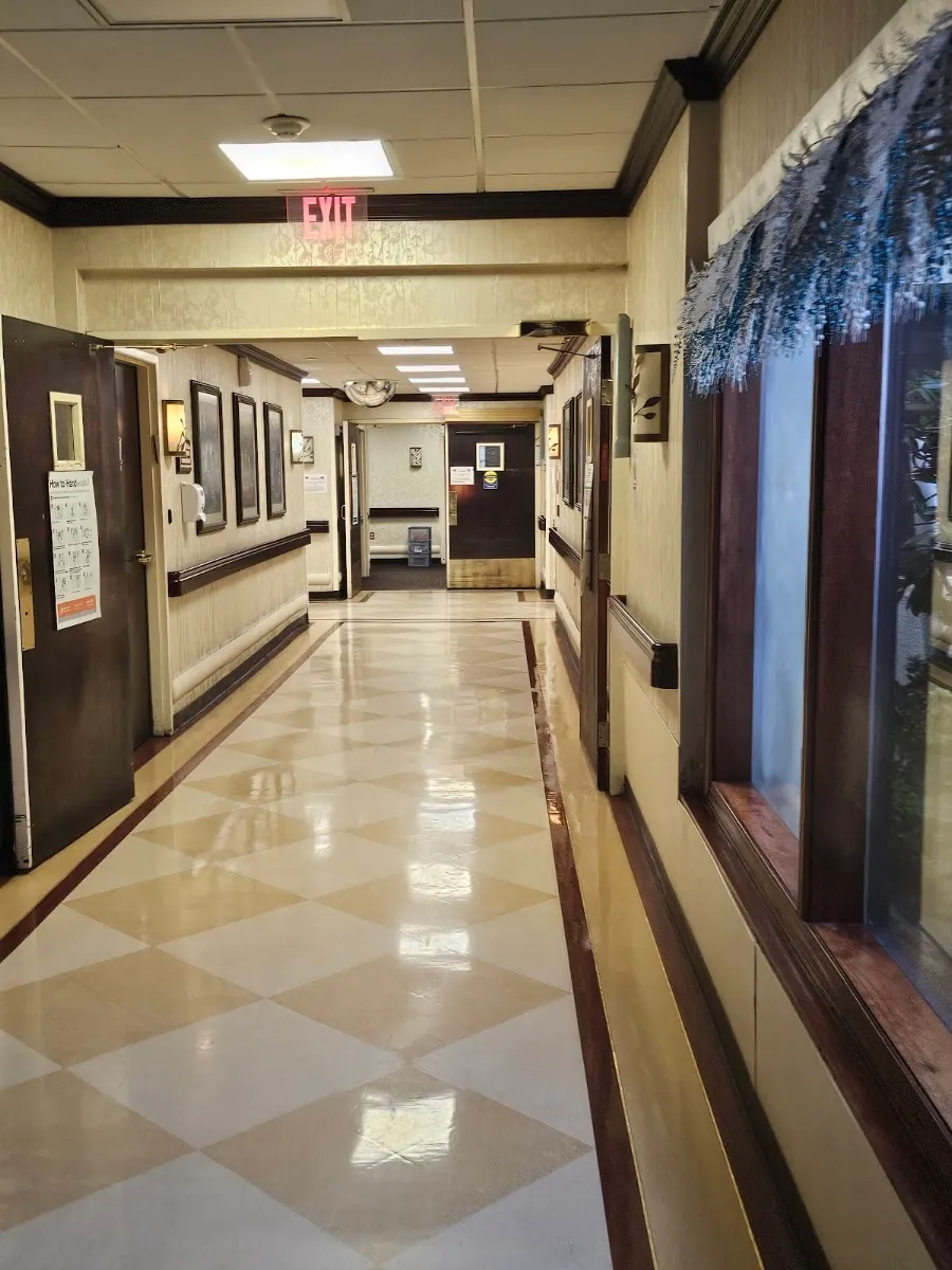 Leisure Chateau Care & Rehabilitation Center — photo 2