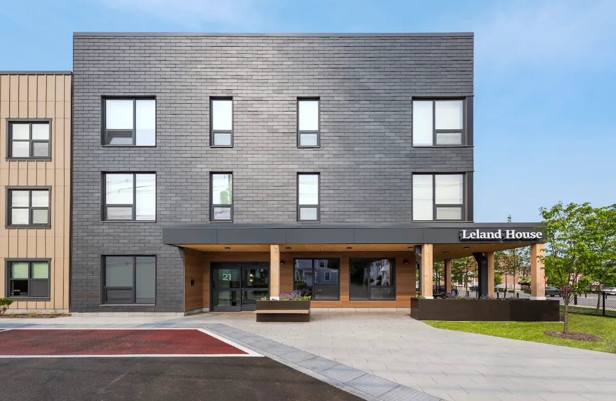 Leland House: A 2Life Community