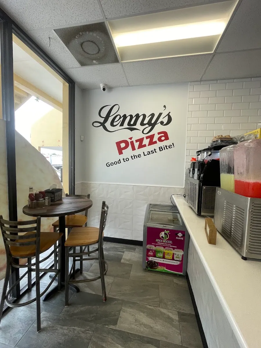 Lenny's Pizza — photo 7