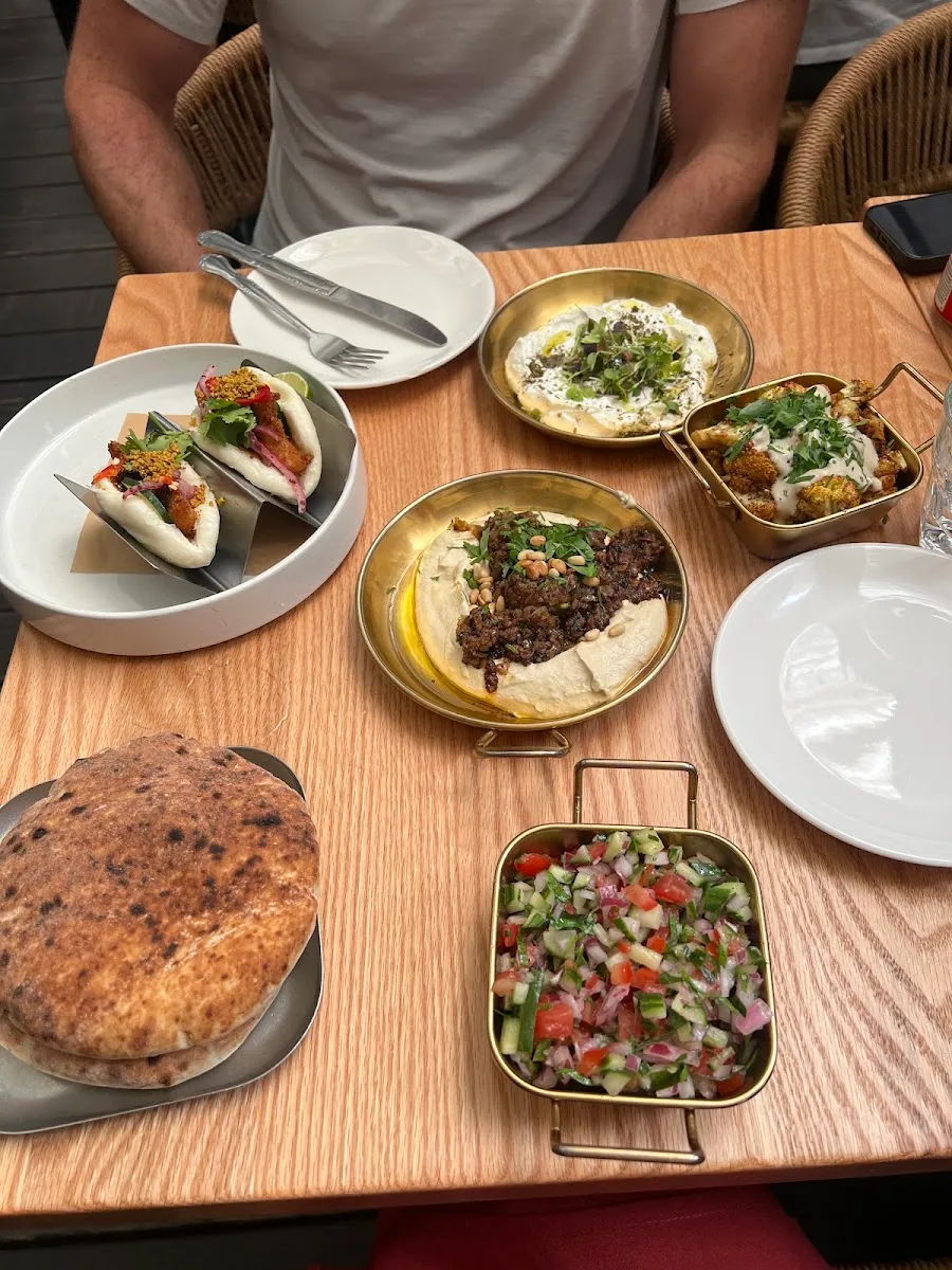 Levantine — foto 3