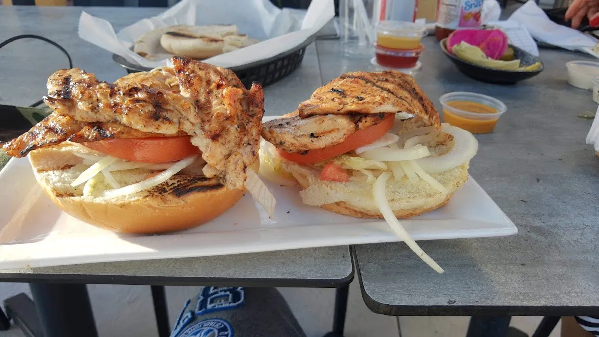 Levys Shawarma — foto 3