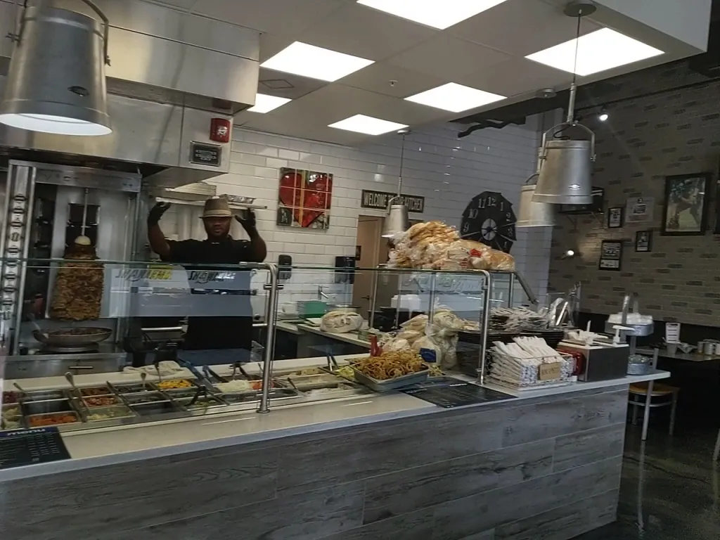 Levys Shawarma — foto 7