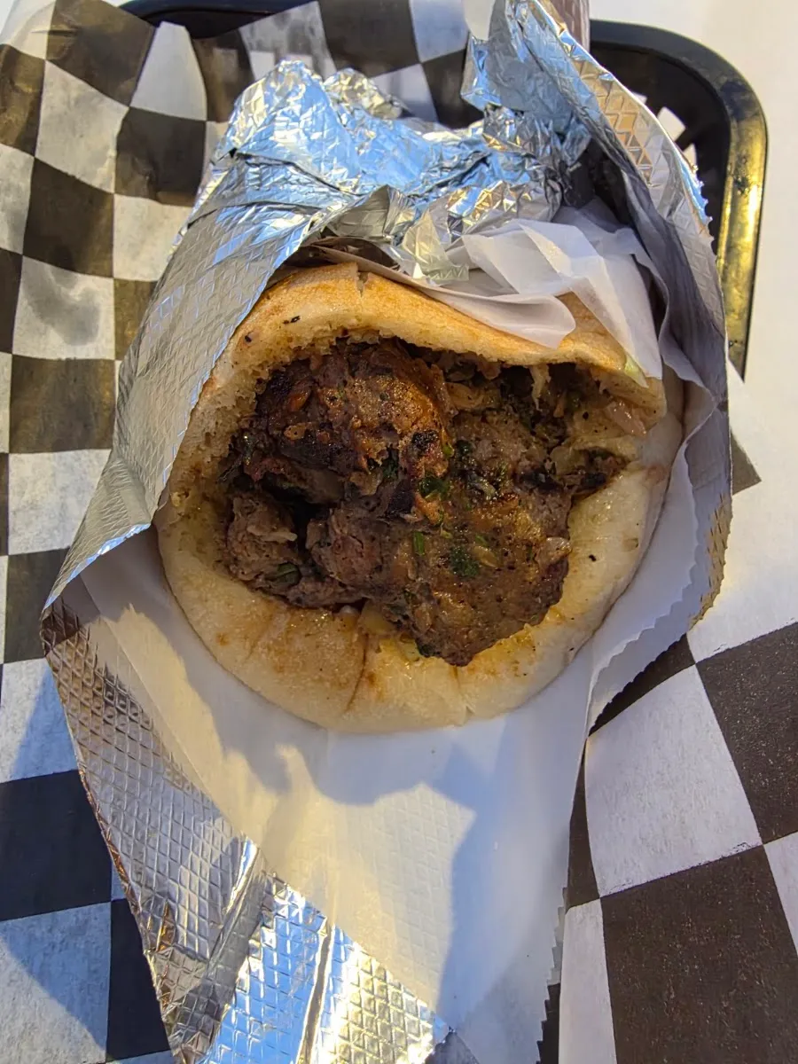 Levys Shawarma — foto 10