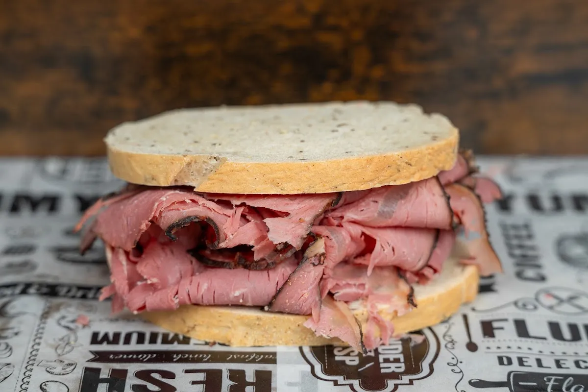 Lipkin's Deli & Bakery — foto 7