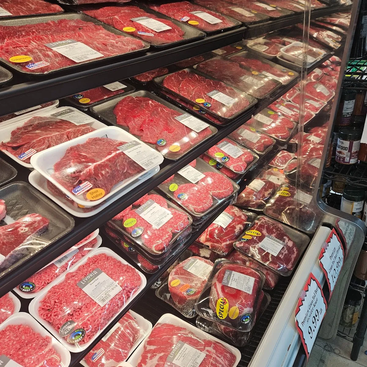 Livonia Glatt Market — photo 2