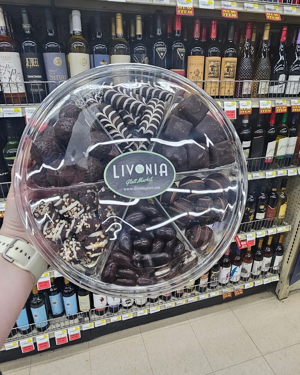 Livonia Glatt Market — photo 6