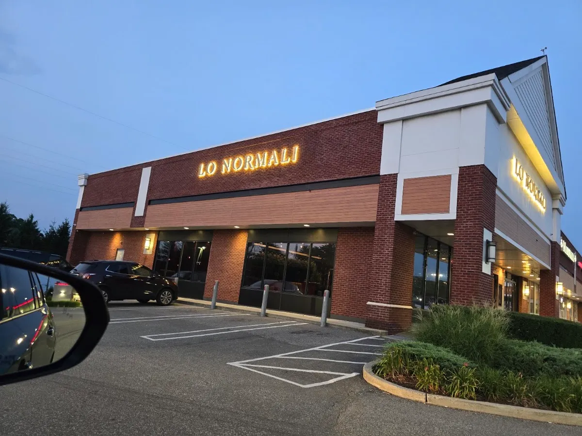 Lo Normali — photo 2