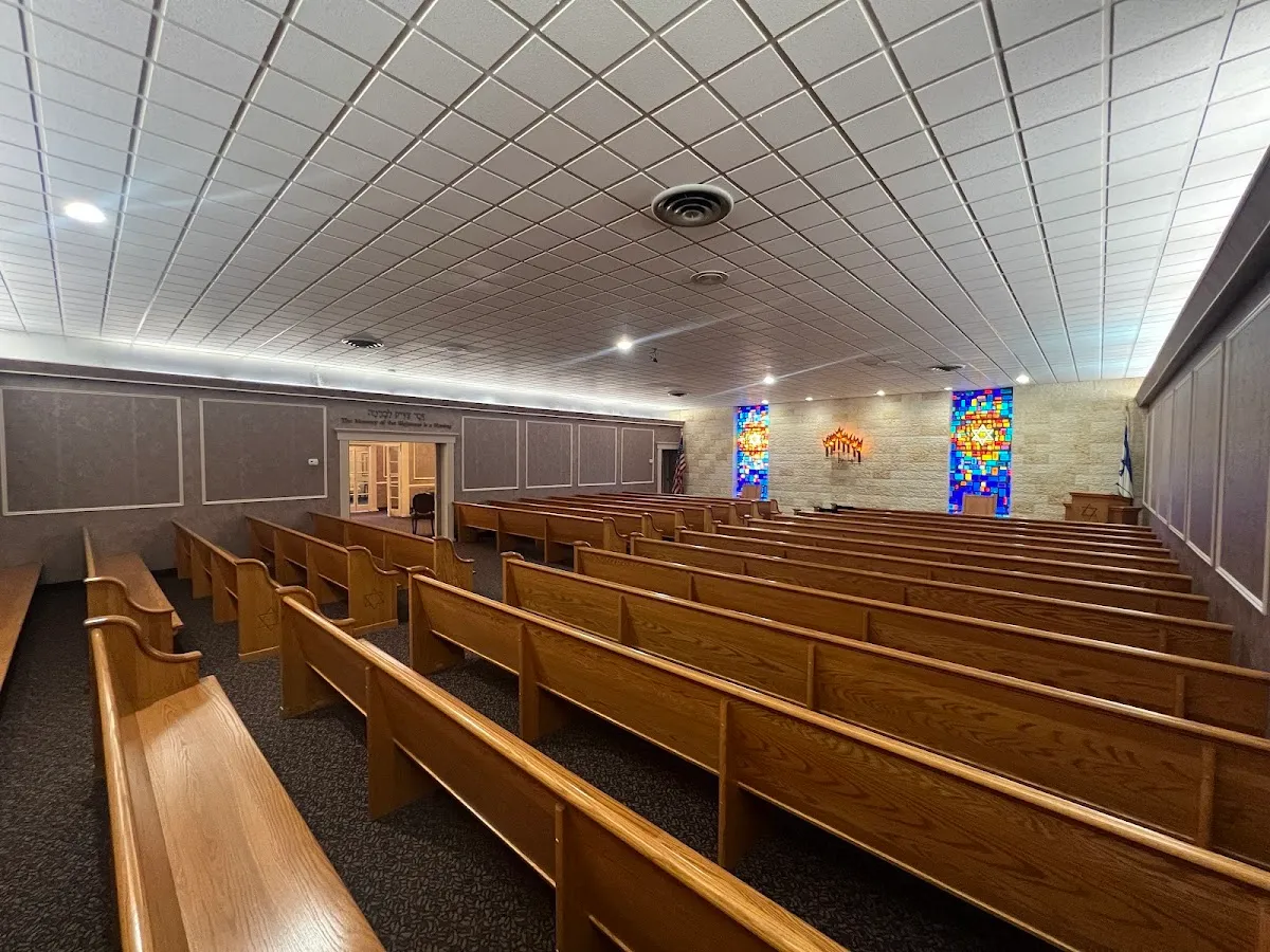 Louis Suburban Jewish Chapels — photo 2