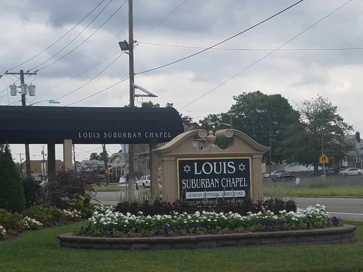 Louis Suburban Jewish Chapels — photo 6