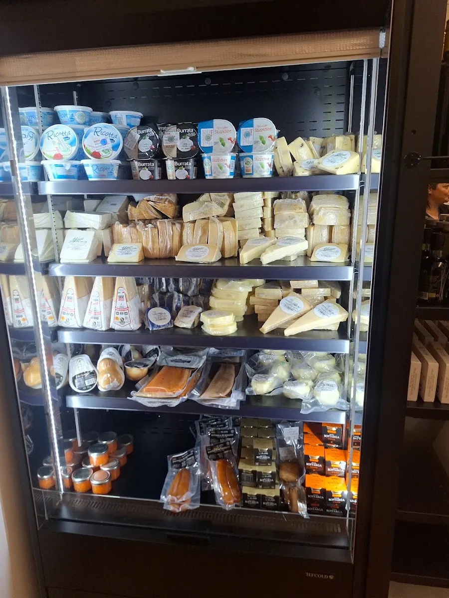 LOX & TRUFFLES Deli — photo 6