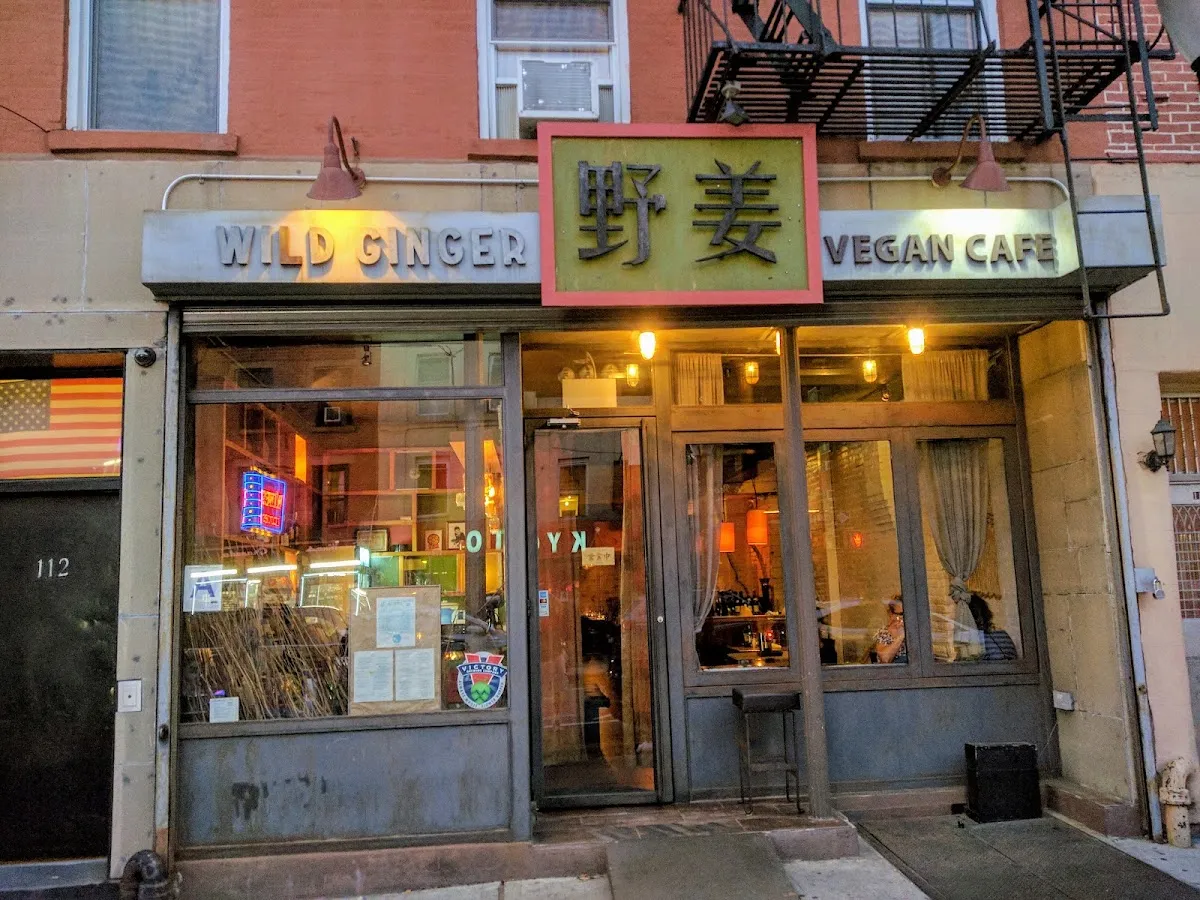 Luanne's Wild Ginger — Smith Street