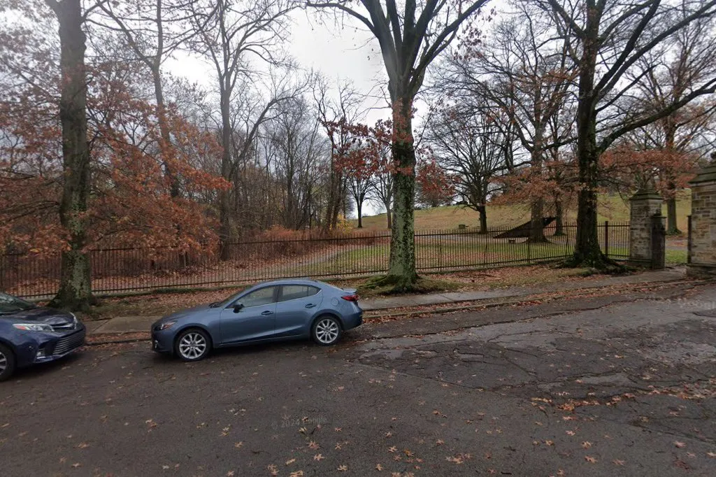 Lubavitch Center Cemetery (Homewood) — foto 3