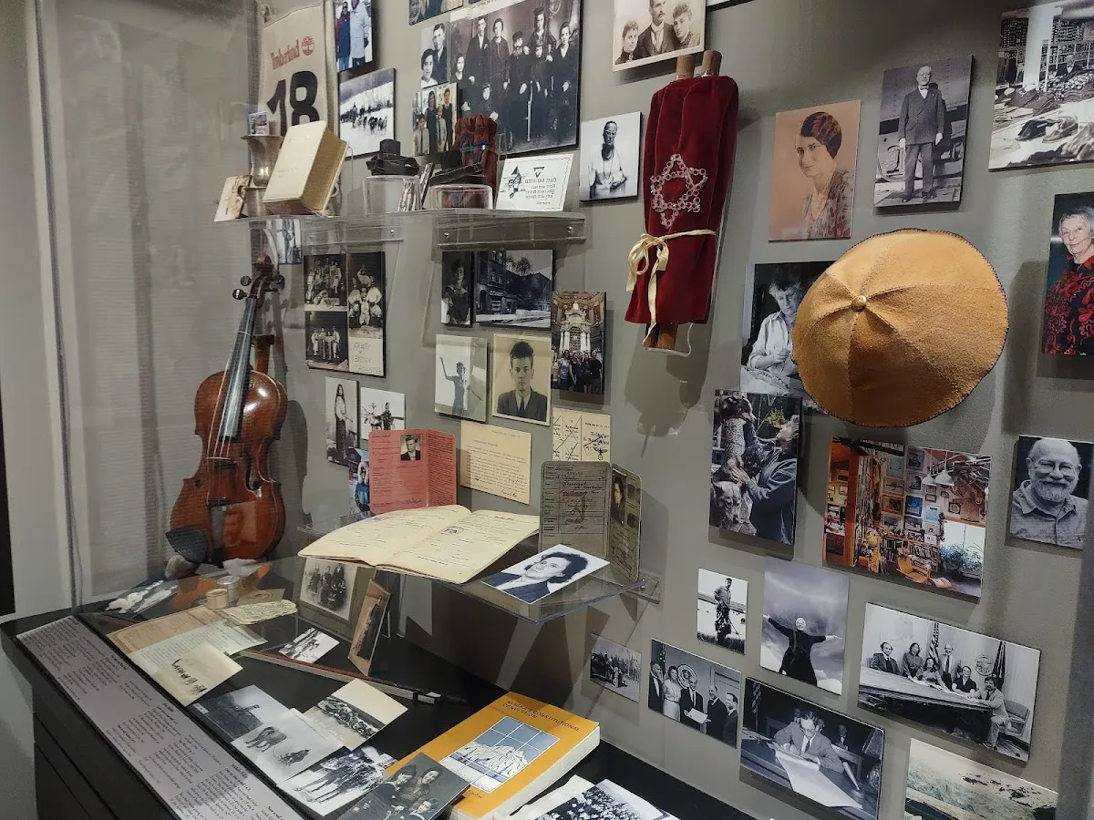 Lubavitch Jewish Center of Alaska — photo 3